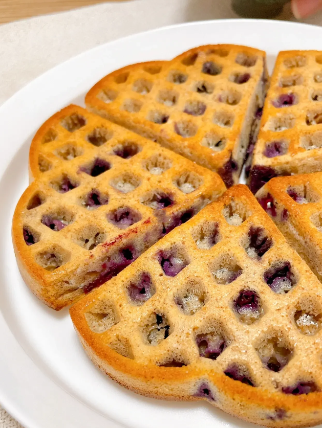 Cheesy Blueberry Muffins