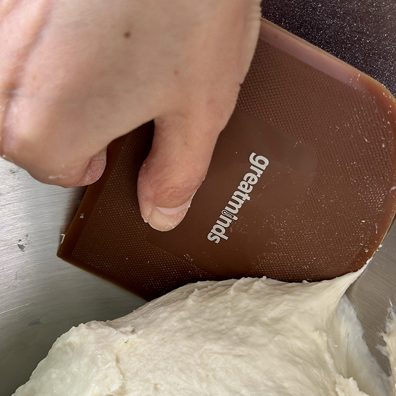 Flexible Polypropylene Bench Dough Bowl Scraper 