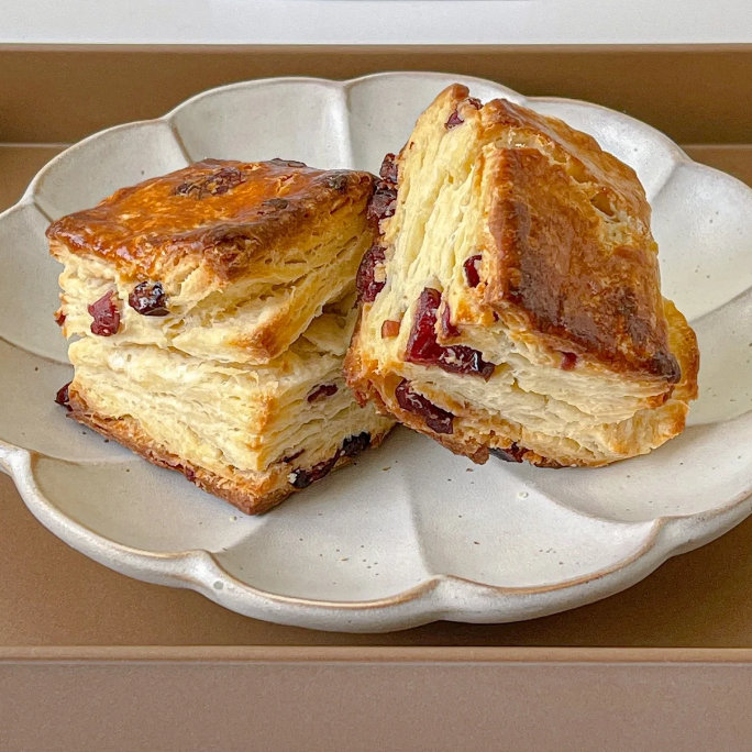 Cranberry Scone Recipe-How to make delicious homemade cranberry scones?