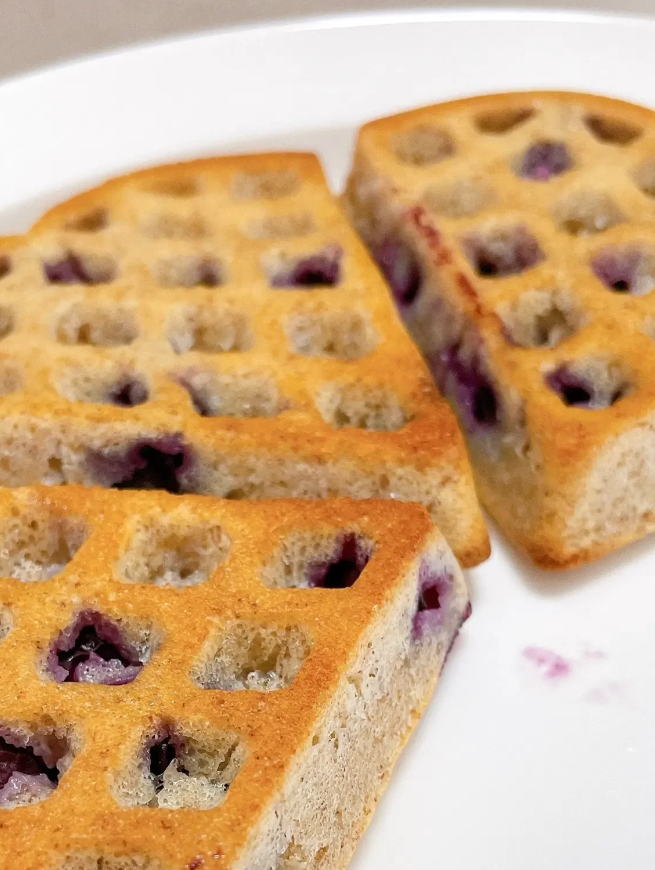 Cheesy Blueberry Muffins