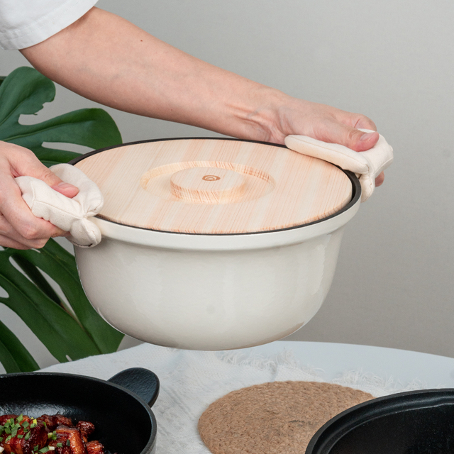 Enameled Cast Iron Frying Saucepan