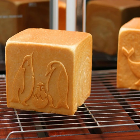 How To Make Delicious Milky Printed White Bread 250g With Simple Ingredients