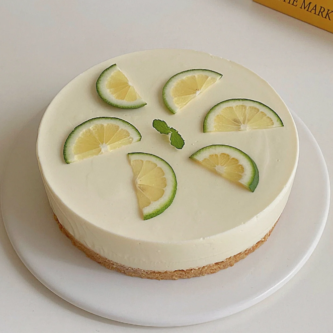 An Easy And Delicious Yogurt Cheesecake Recipe
