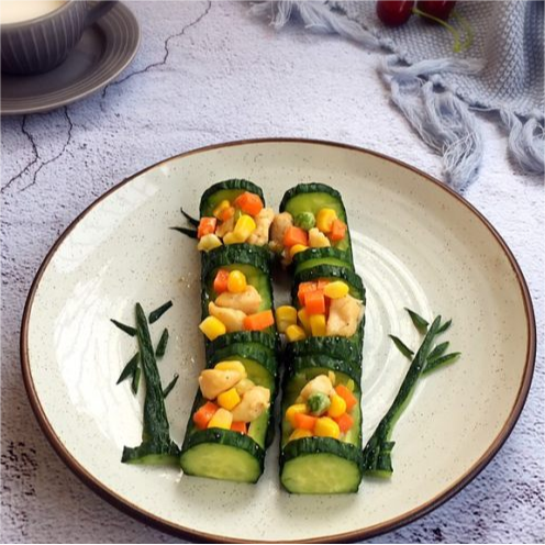 What To Cook For a Family Dinner Party? Green Bamboo Heralds The Spring Festival