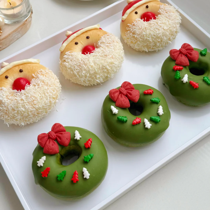 How To Bake Christmas Cheese Bagels At Home?