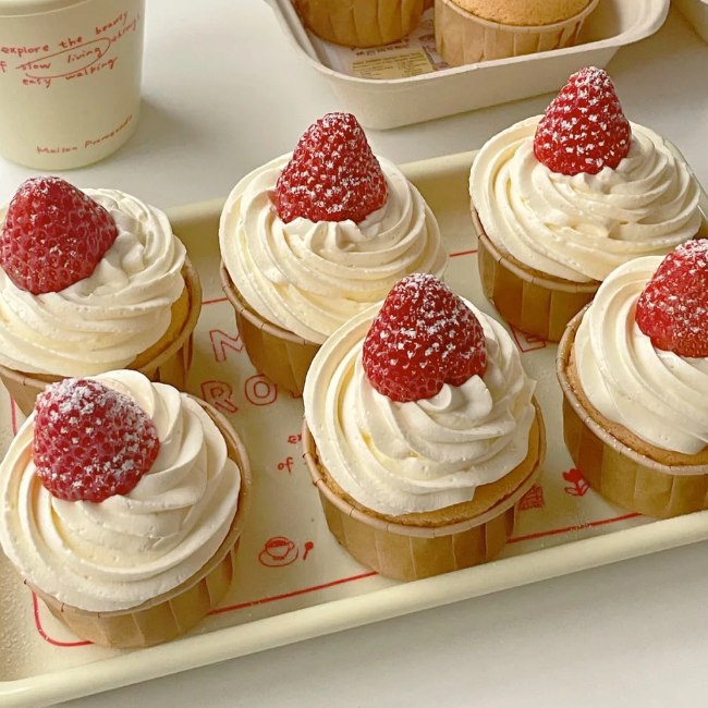 Easy Baking Tutorial for Creamy Strawberry Cupcakes