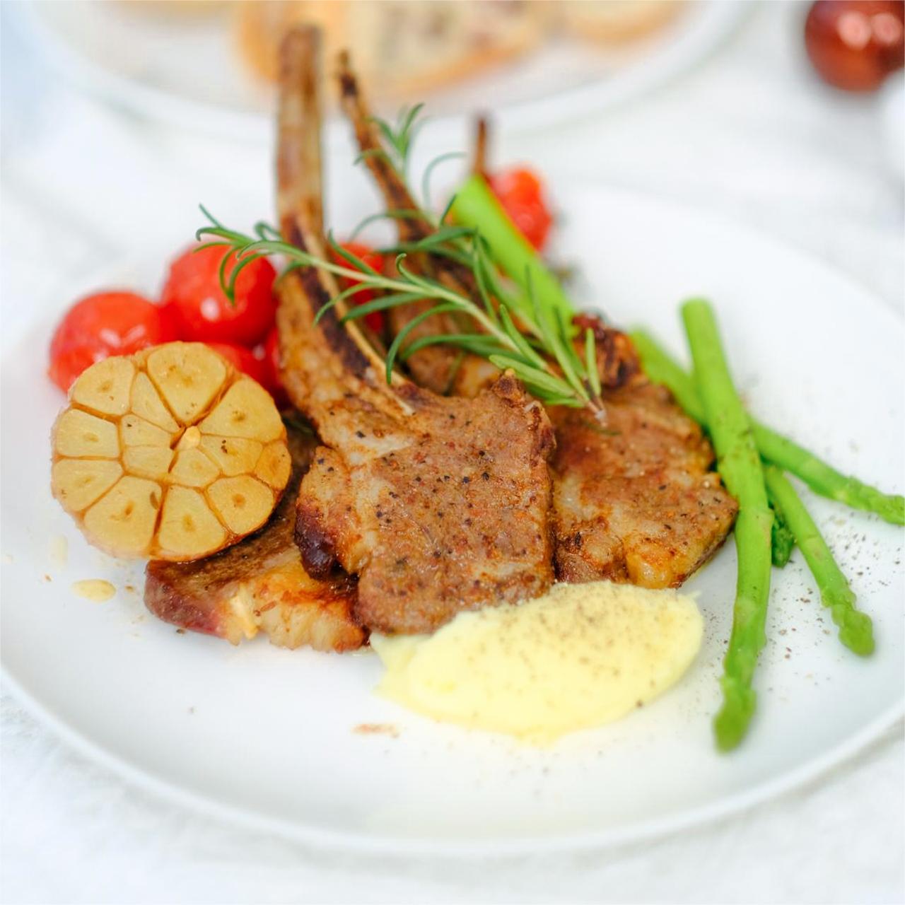 French Grilled Lamb Chops With Mashed Potatoes