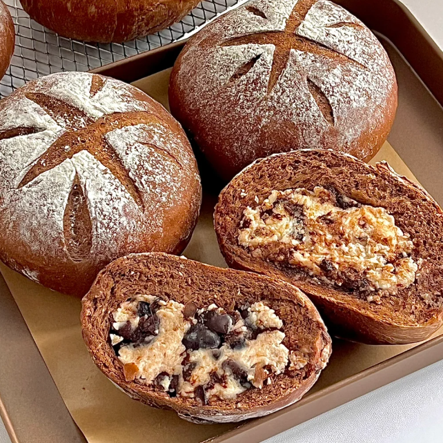 Teach You How To Make Chocolate Cheese Soft Bread